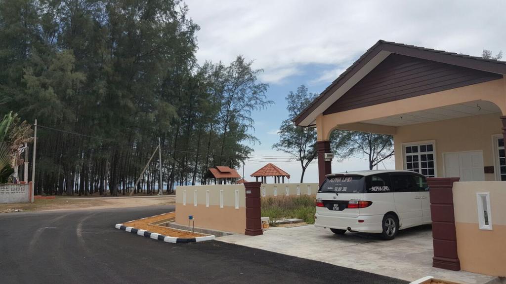 Bestari Beach Homestay Dungun Luaran gambar